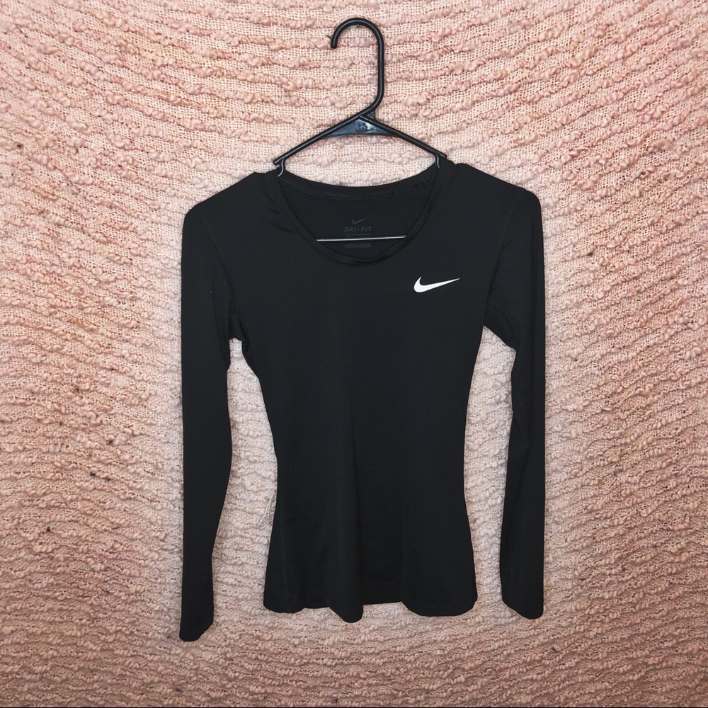 WOMENS NIKE DRY-FIT RUNNING LONG SLEEVE